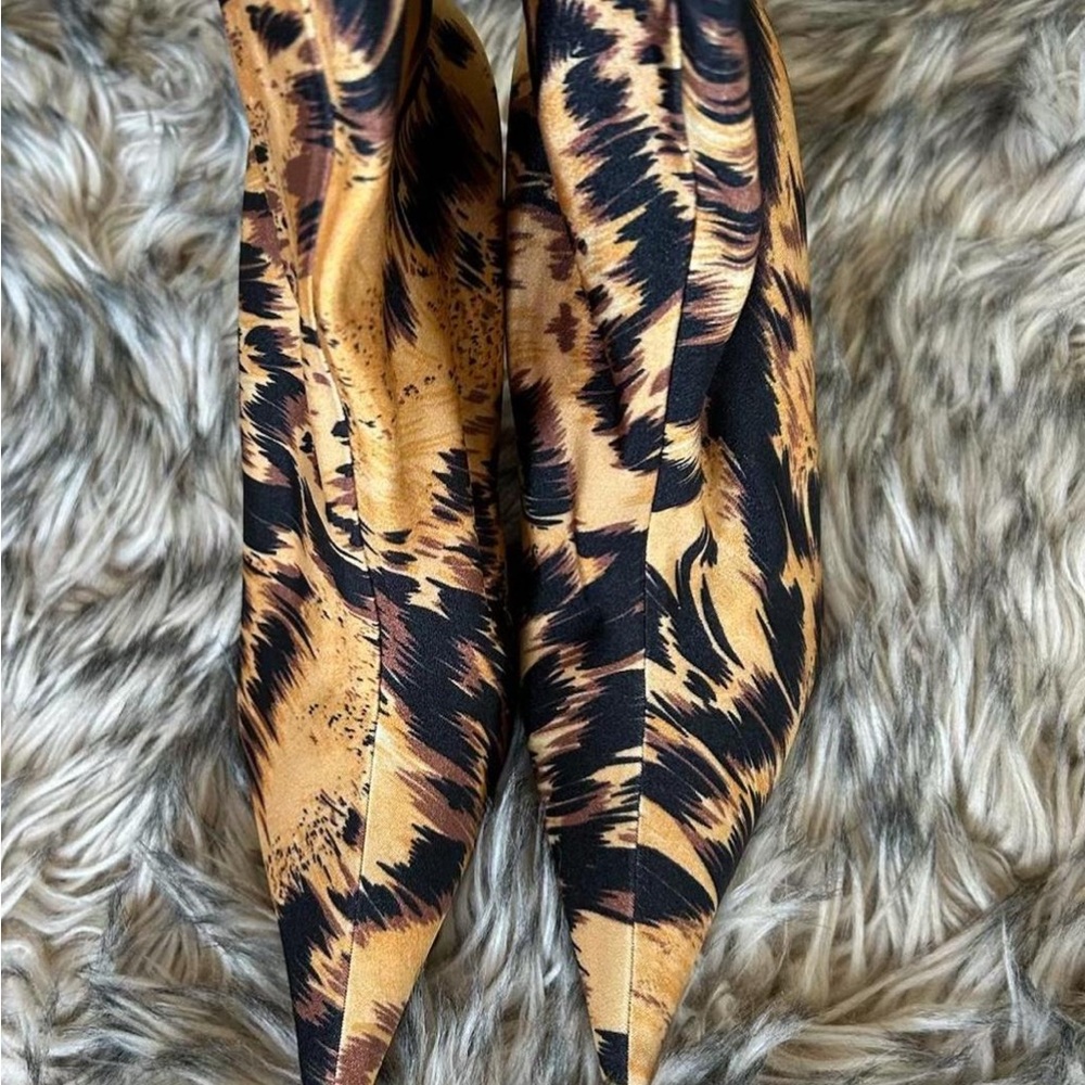 Balenciaga Leopard Print Heeled Boots - Picture 2 of 6